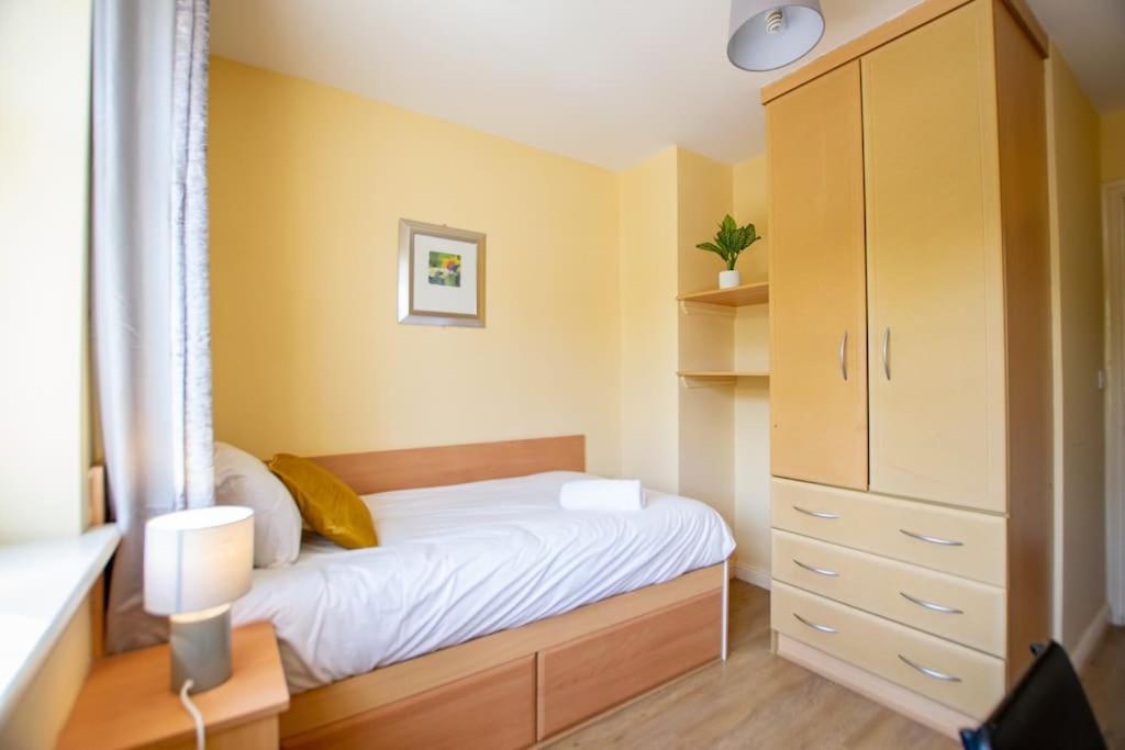 106 - The Townhouse By Shortstays Galway Exterior foto